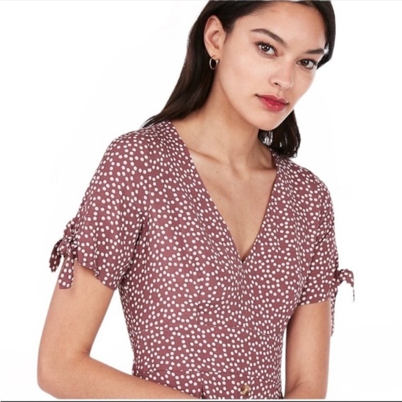 • Express • Button Front Tie-Sleeve Midi Dress - Picture 3 of 10